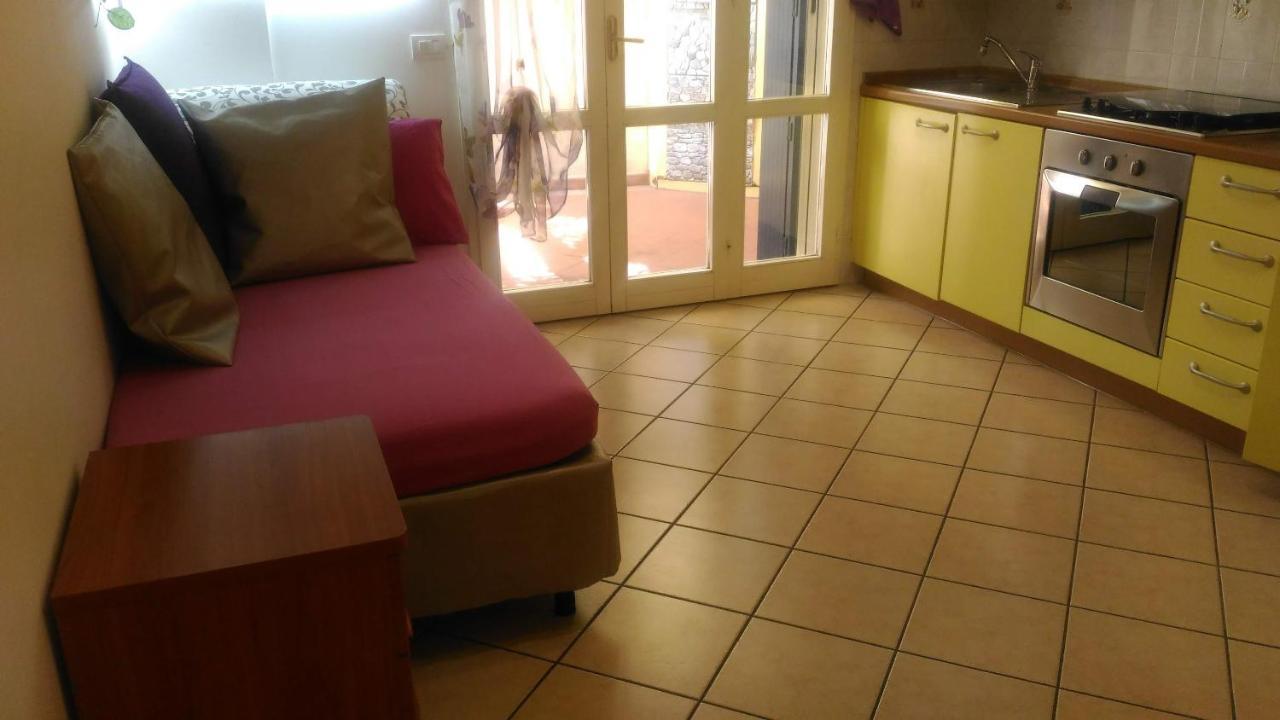 Bilocale Centro Storico Appartement Pesaro Buitenkant foto