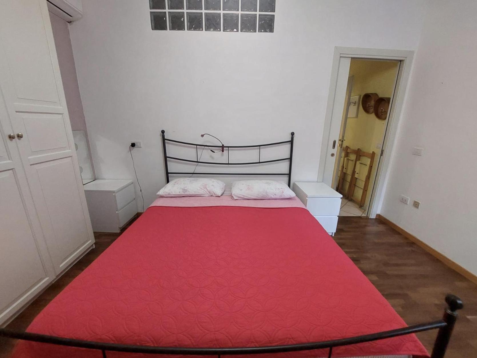 Bilocale Centro Storico Appartement Pesaro Buitenkant foto