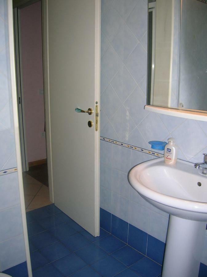 Bilocale Centro Storico Appartement Pesaro Buitenkant foto